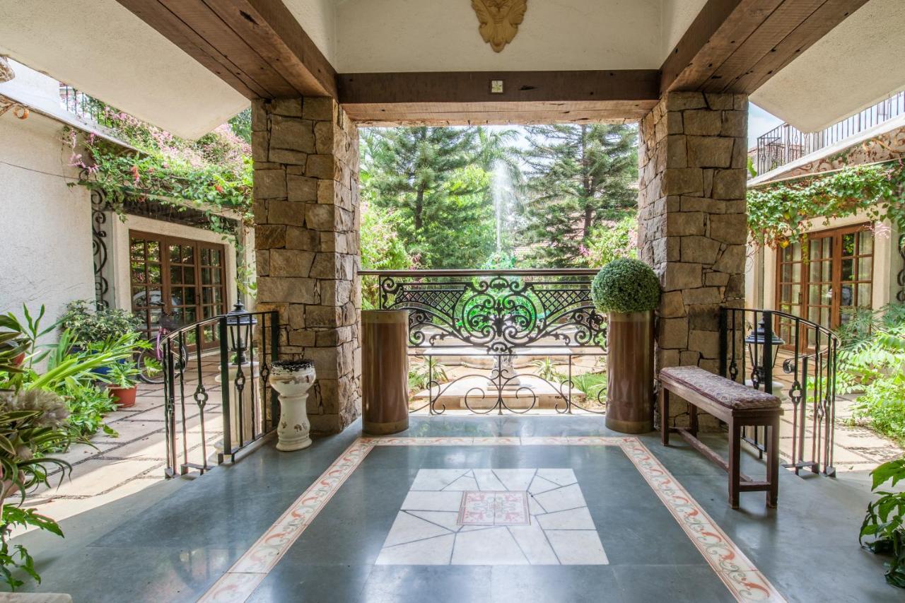 Bella Vista By Stayvista - A Haven With Lush Green Surroundings, Zen Garden, Quirky Decor & A Inviting Swimming Pool Lonavla Zewnętrze zdjęcie